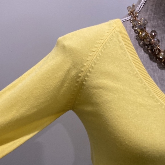 ZARA Yellow Long Sleeve V Neck Sweater - Picture 9 of 12